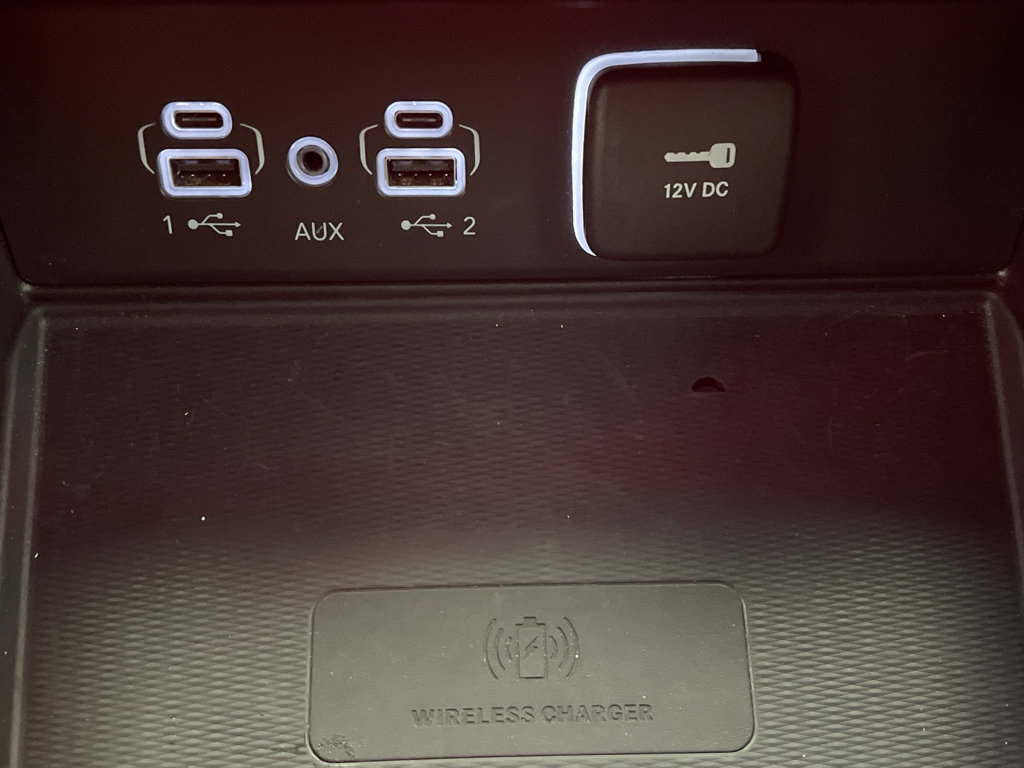 Used 2024 Jeep Grand Cherokee Altitude image 26