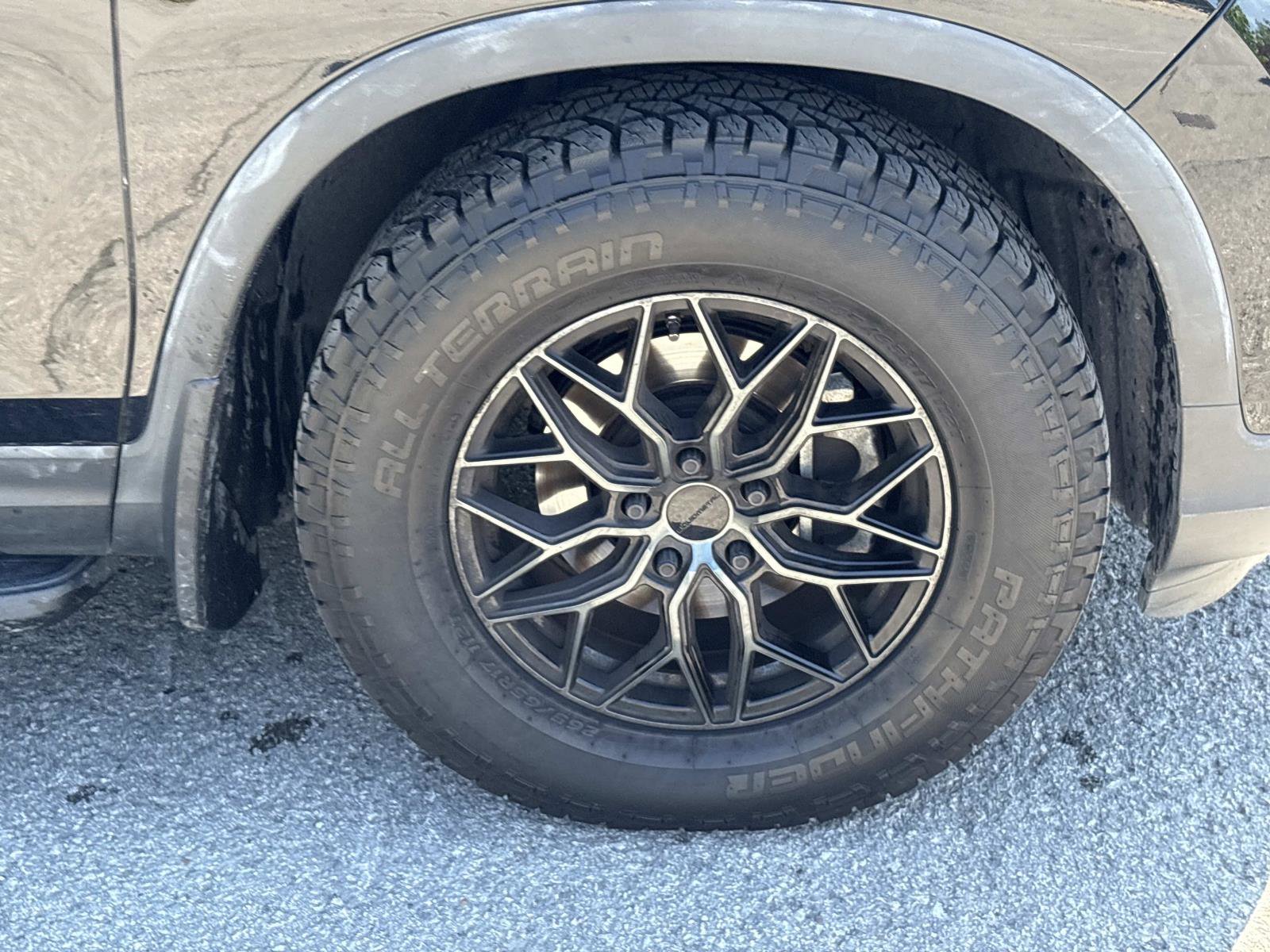 Used 2017 Honda Ridgeline RTL-T image 11