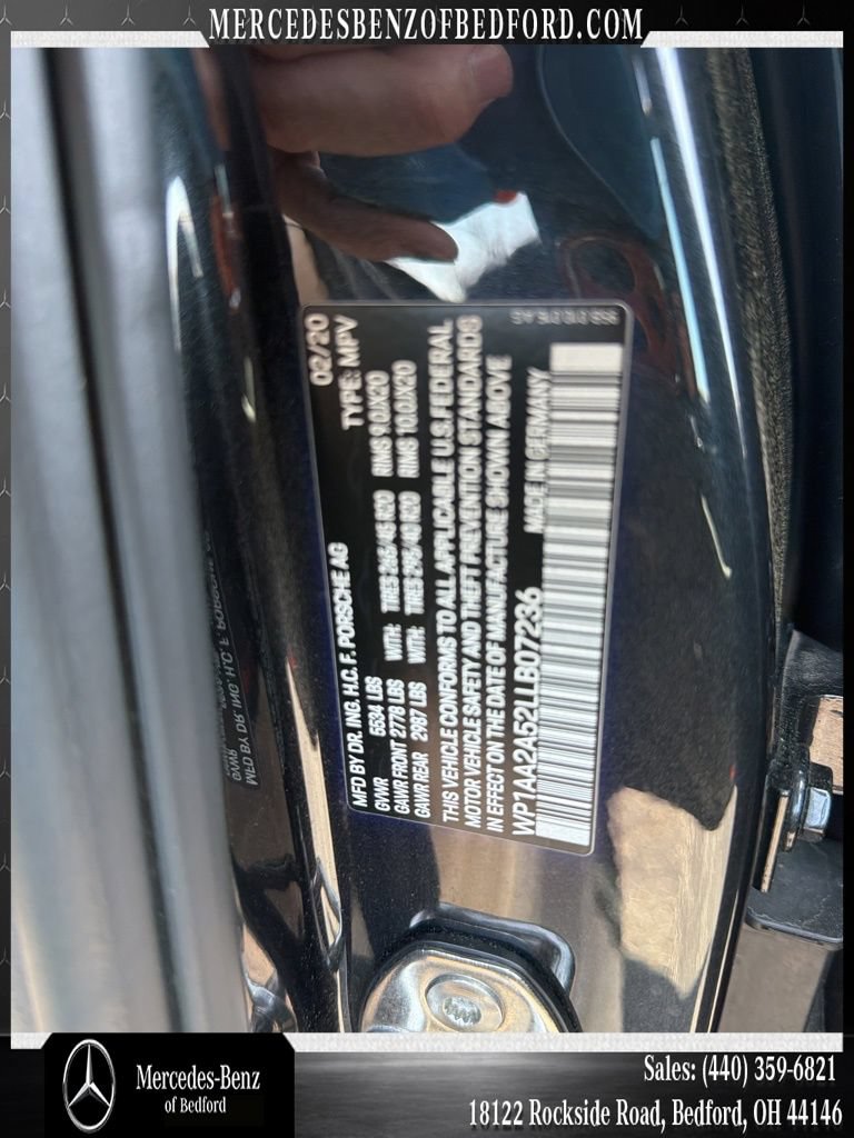Used 2020 Porsche Macan AWD/4WD image 28