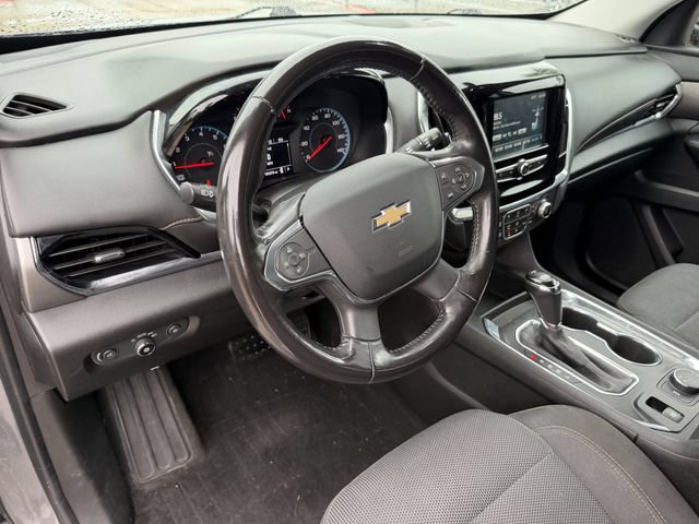 Used 2018 Chevrolet Traverse LT FWD image 14