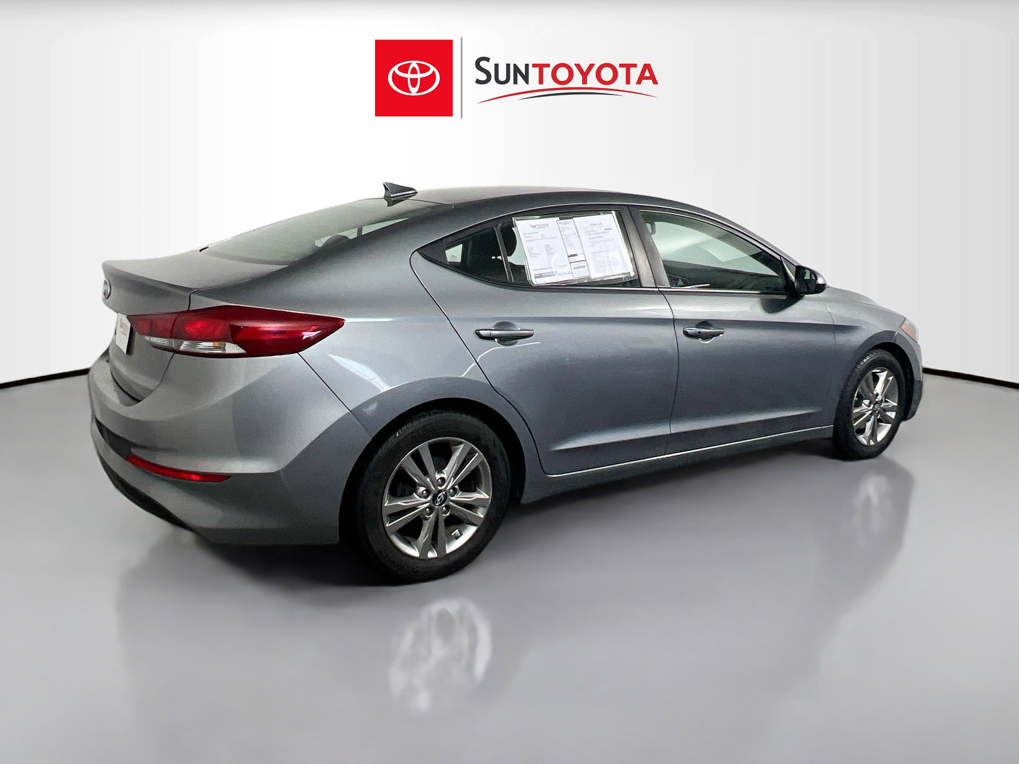 Used 2017 Hyundai Elantra Value Edition w/ Cargo Package image 4
