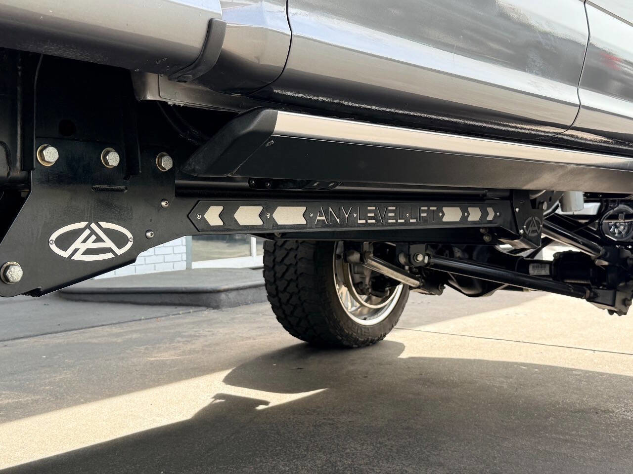 Used 2022 Ford F450 Platinum w/ FX4 Off-Road Package image 24