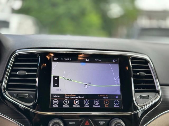 Used 2019 Jeep Grand Cherokee Limited AWD/4WD image 15
