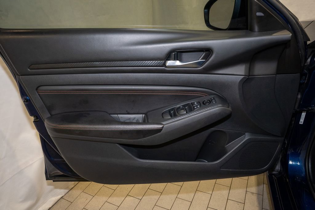 Certified 2021 Nissan Altima 2.5 SR image 11