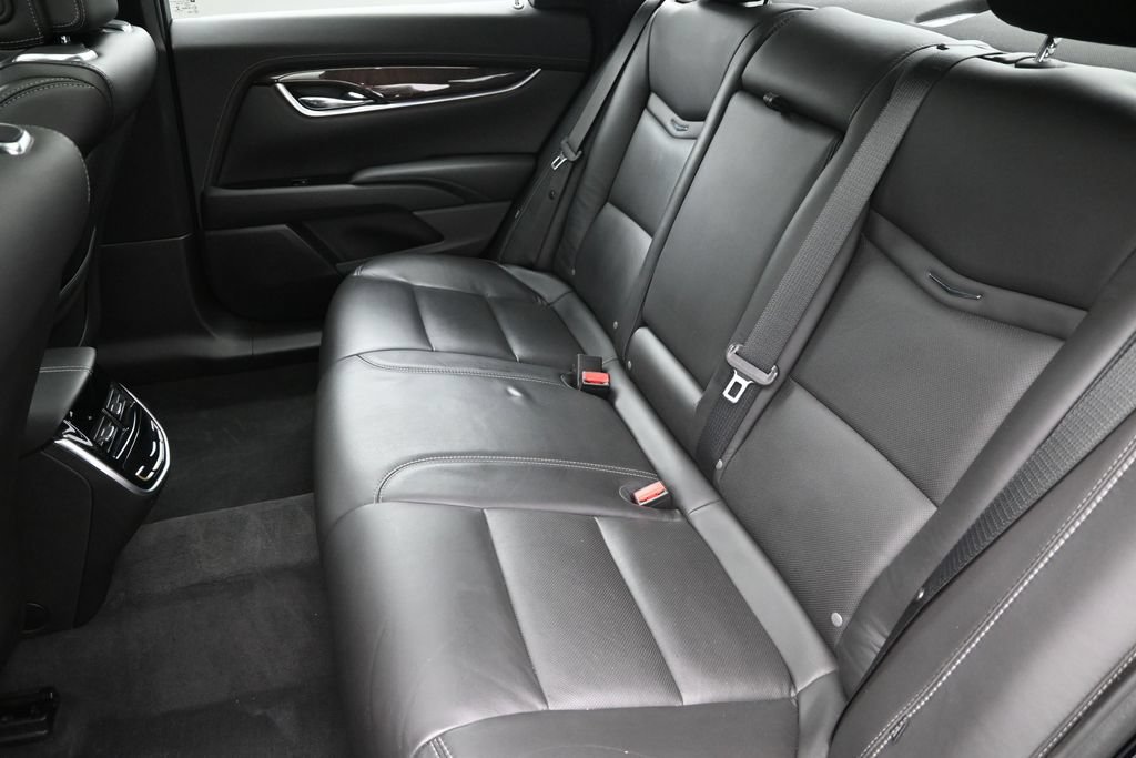 Used 2013 Cadillac XTS Premium AWD/4WD image 23