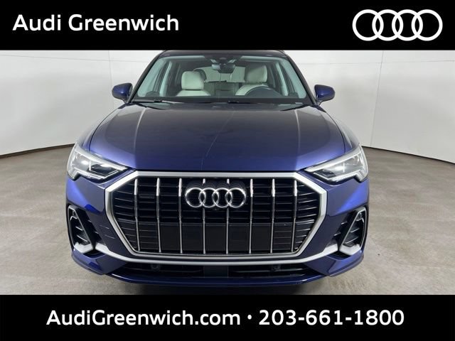 Used 2023 Audi Q3 2.0T Premium Plus w/ Premium Plus Package AWD/4WD image 2