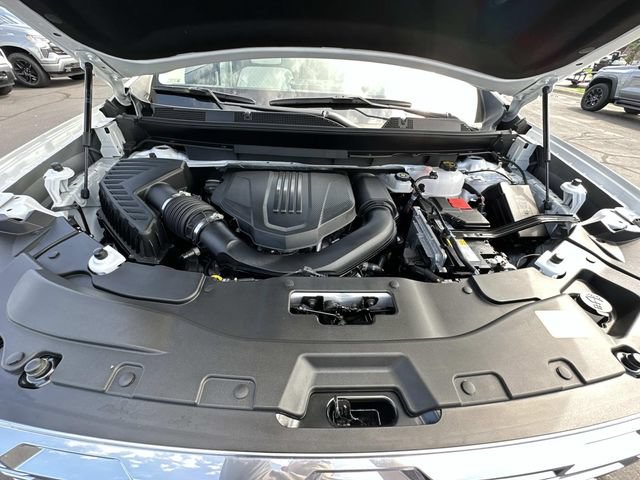 Certified 2025 GMC Acadia Denali w/ Super Cruise Package AWD/4WD image 30