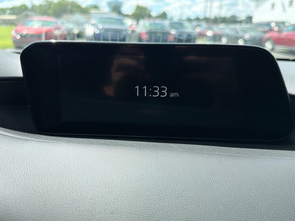 Used 2023 MAZDA MAZDA3 s FWD image 18