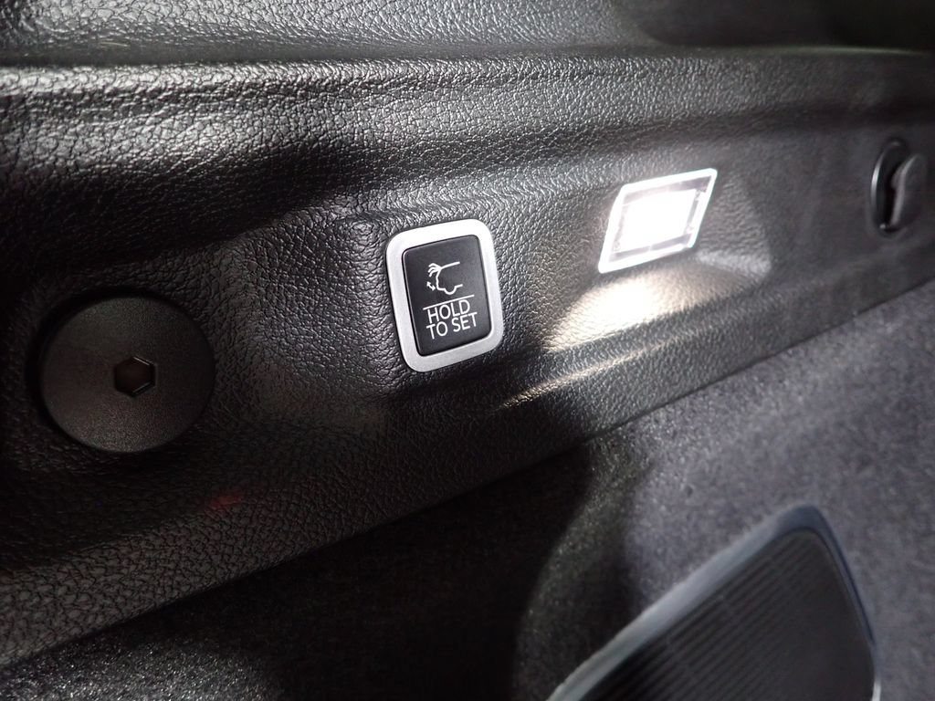 Used 2024 Jeep Grand Cherokee L Overland AWD/4WD image 20