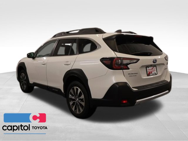 Used 2025 Subaru Outback Limited w/ Popular Package #2 AWD/4WD image 4