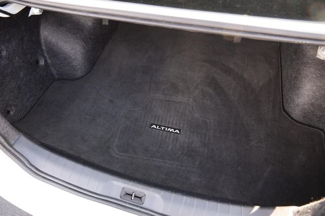 Certified 2025 Nissan Altima 2.5 SV FWD image 7