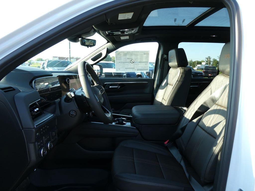 New 2026 Chevrolet Tahoe High Country AWD/4WD image 17