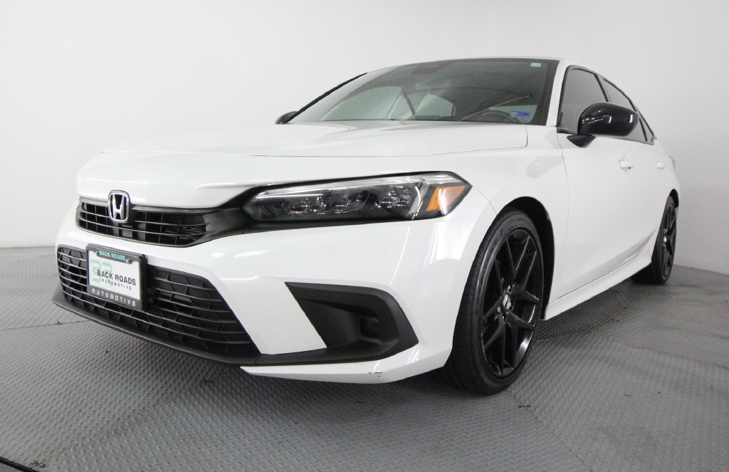 Used 2022 Honda Civic Sport image 4