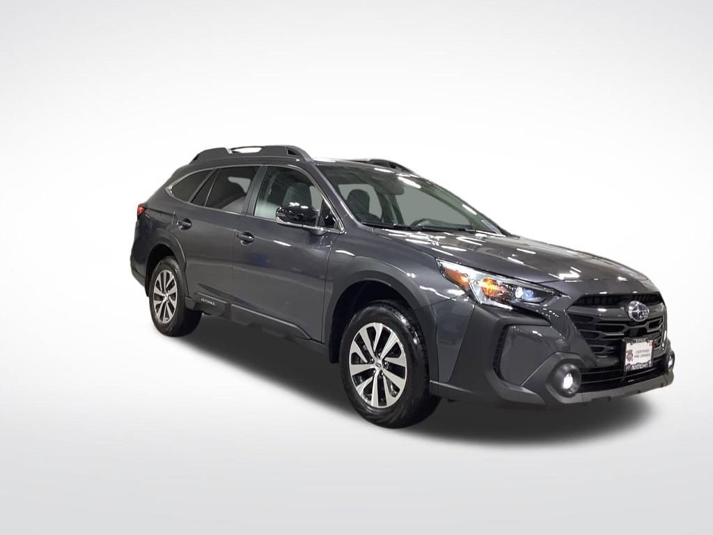 Certified 2025 Subaru Outback Premium image 8