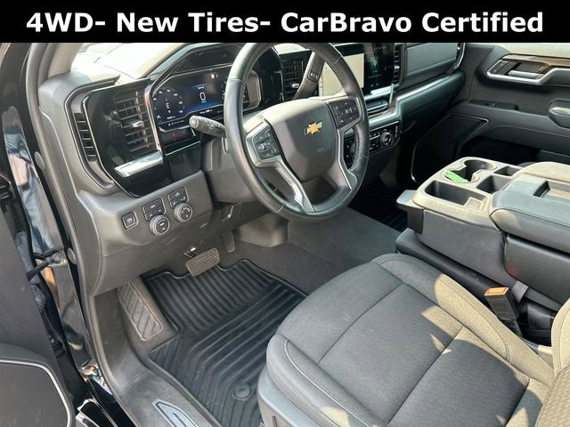 Used 2023 Chevrolet Silverado 1500 LT image 11