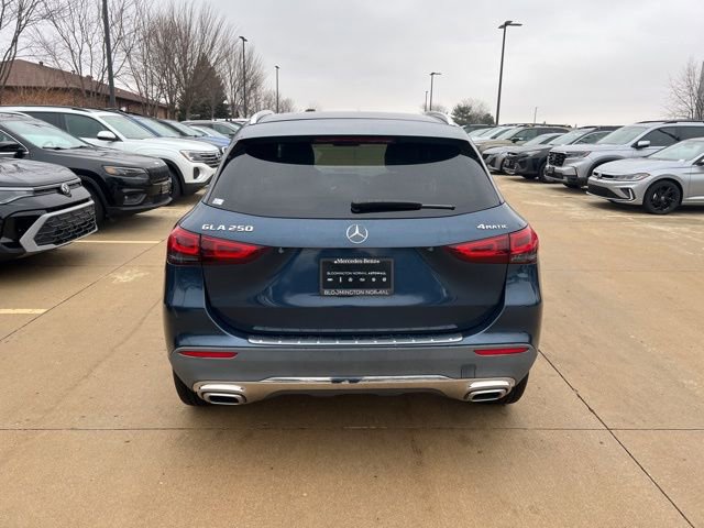 Used 2021 Mercedes-Benz GLA 250 4MATIC w/ Premium Package image 5