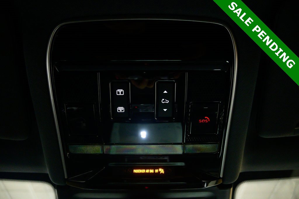 Used 2023 Land Rover Range Rover SE image 18