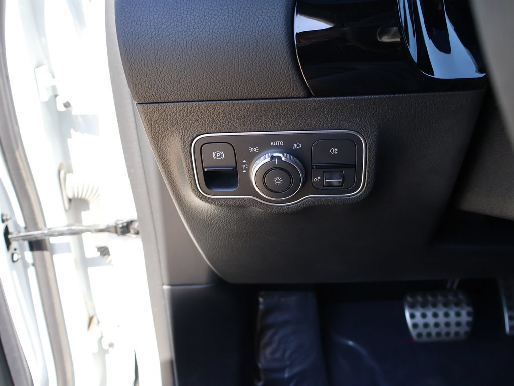 Used 2022 Mercedes-Benz GLA 45 AMG 4MATIC image 28