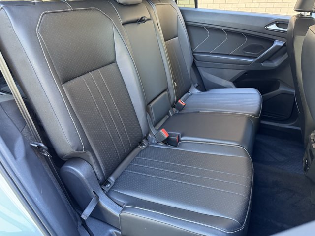 Used 2022 Volkswagen Tiguan SE FWD image 10