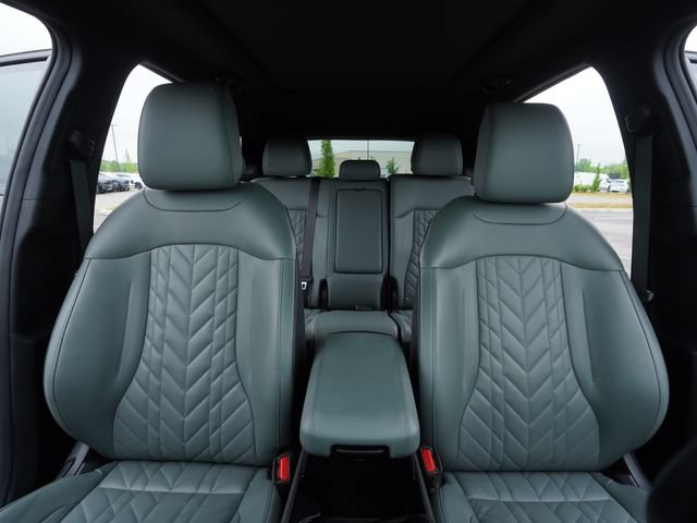 Used 2023 Kia Sportage X-Line w/ X-Line Premium Package AWD/4WD image 36