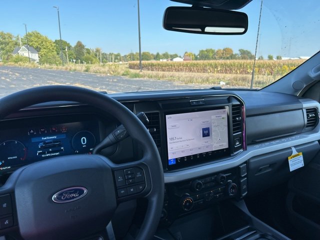 New 2026 Ford F250 4x4 Crew Cab Super Duty image 9
