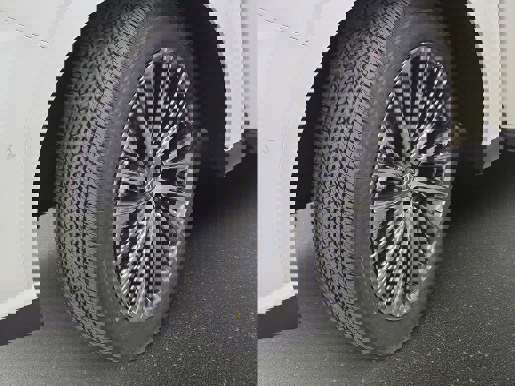 New 2026 Lexus RX 450h AWD image 32