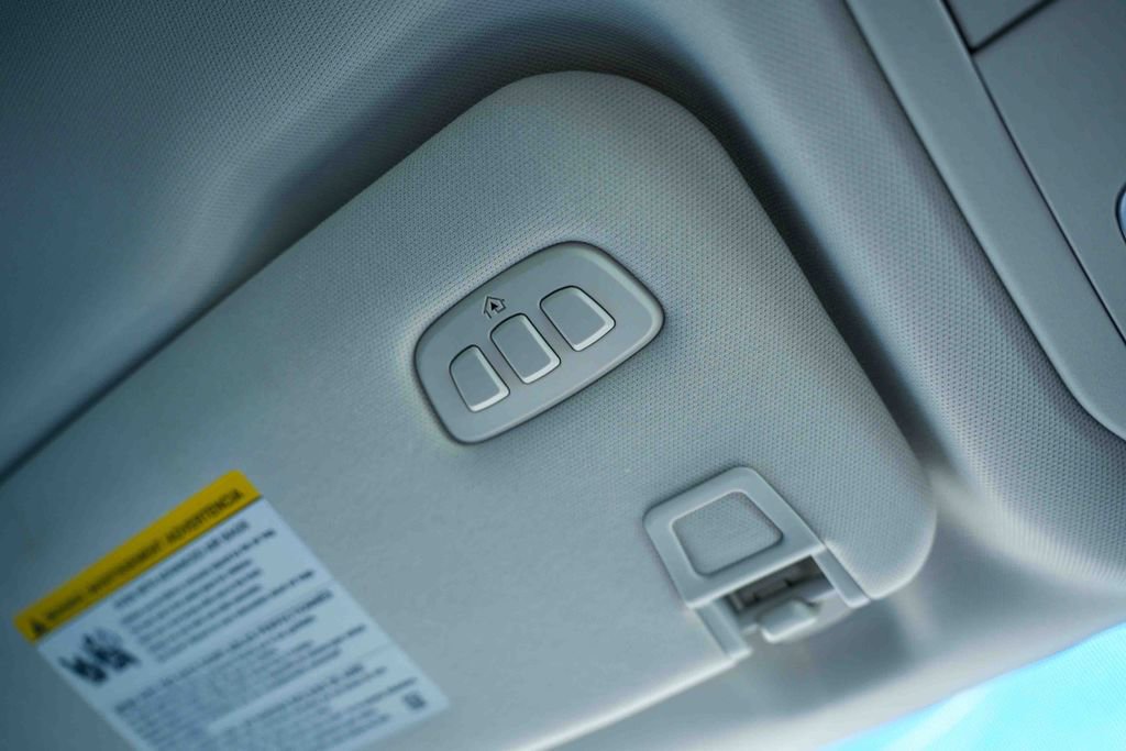 Used 2024 Lincoln Nautilus Reserve w/ Equipment Group 202A image 44