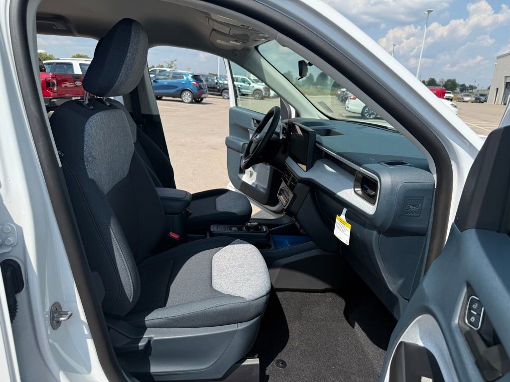 New 2025 Ford Maverick XLT image 16