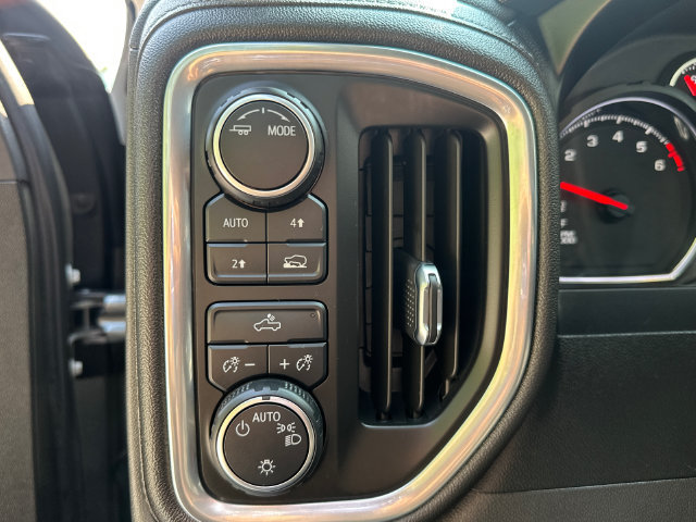 Used 2022 Chevrolet Silverado 1500 LT AWD/4WD image 24
