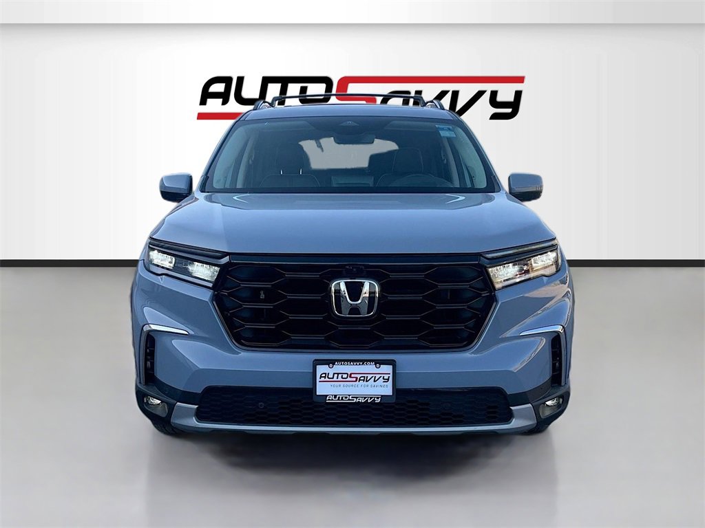 Used 2023 Honda Pilot Elite image 2