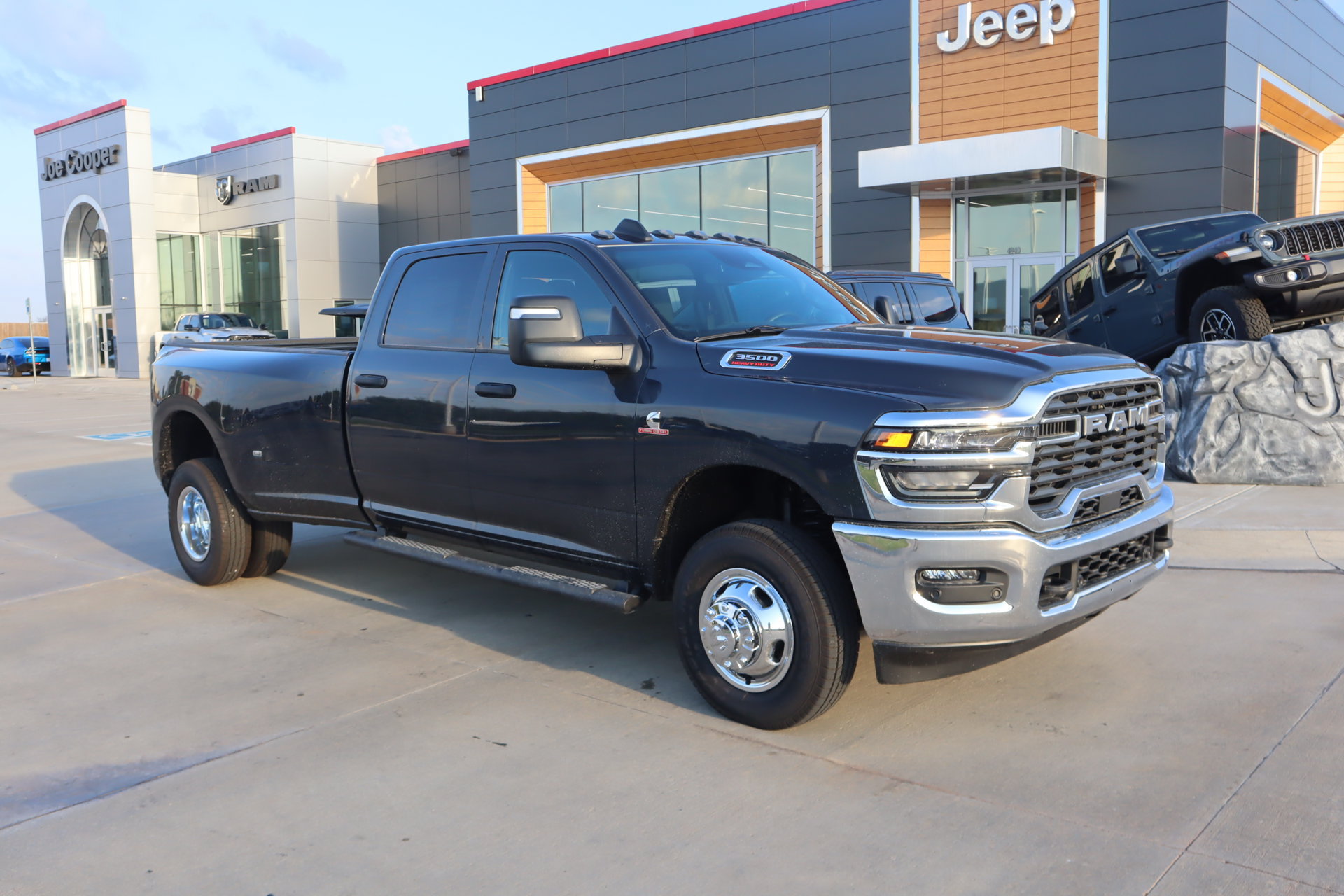 New 2027 RAM 3500 Tradesman AWD/4WD 360° Tour