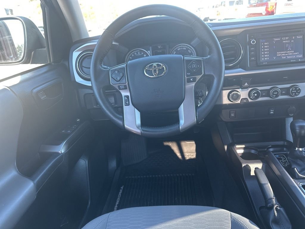 Used 2017 Toyota Tacoma SR5 image 15