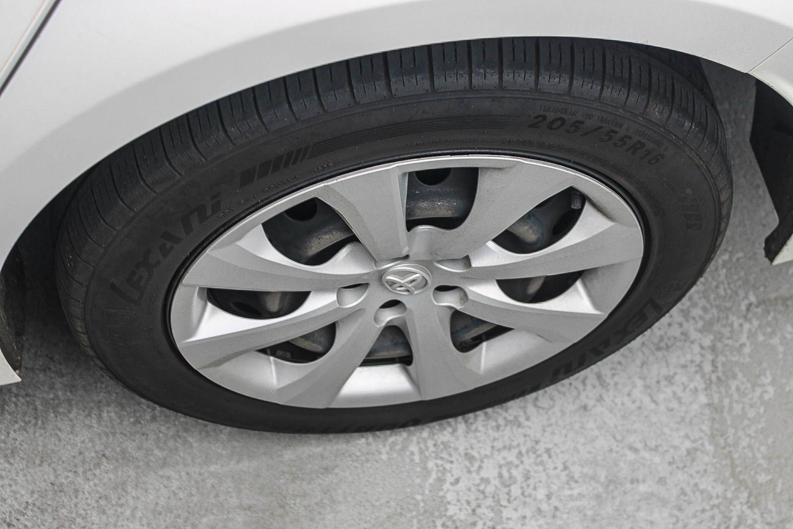 Certified 2024 Toyota Corolla LE FWD image 10