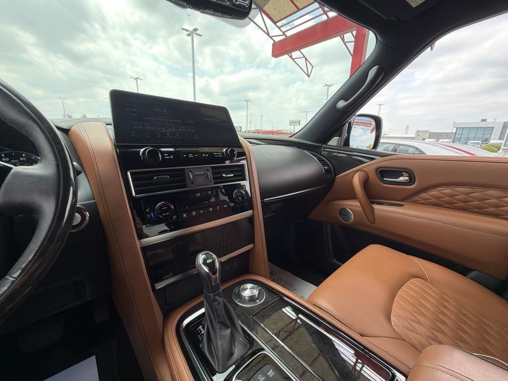 Used 2023 INFINITI QX80 Sensory w/ All-Season Package AWD/4WD image 22