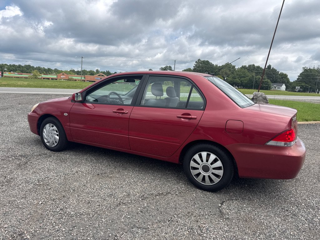 Used 2005 Mitsubishi Lancer ES FWD image 6