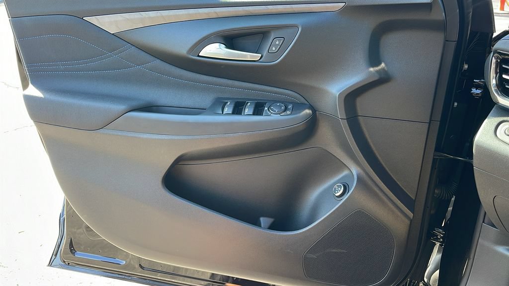 New 2026 Buick Envista Sport Touring w/ Convenience I Package FWD image 24