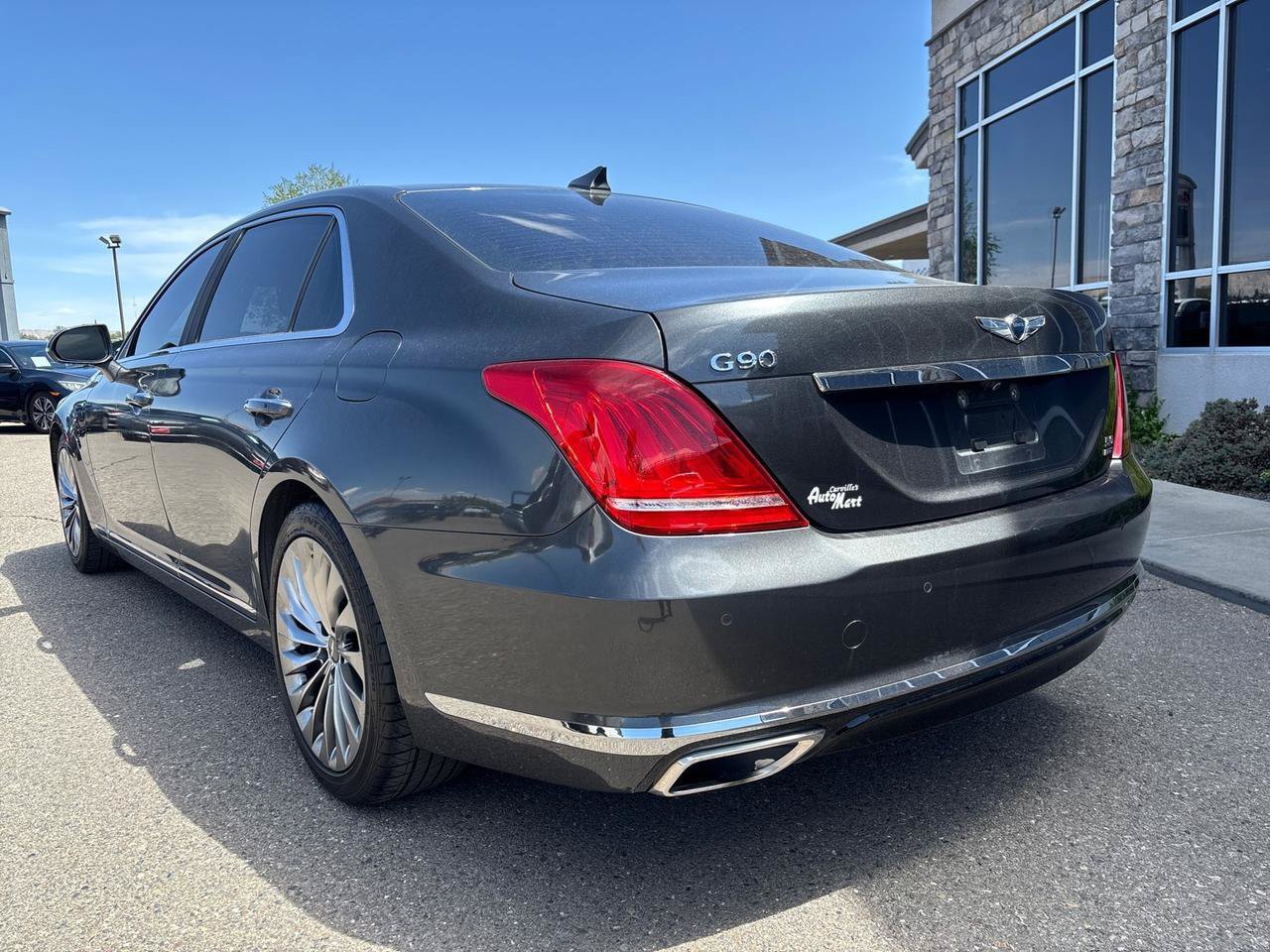Used 2018 Genesis G90 5.0 Ultimate AWD/4WD image 3