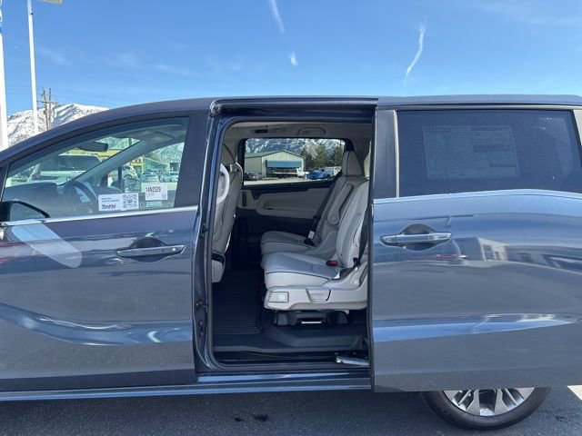 New 2026 Honda Odyssey Touring image 19