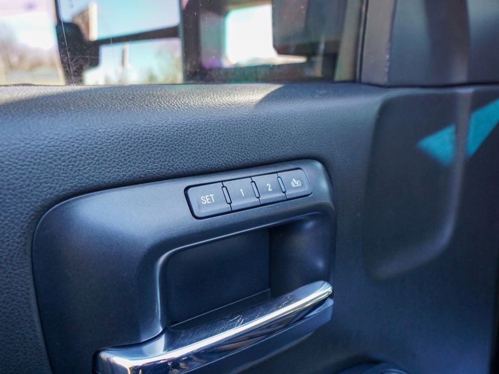 Used 2014 GMC Sierra 1500 SLT w/ SLT Preferred Package image 18