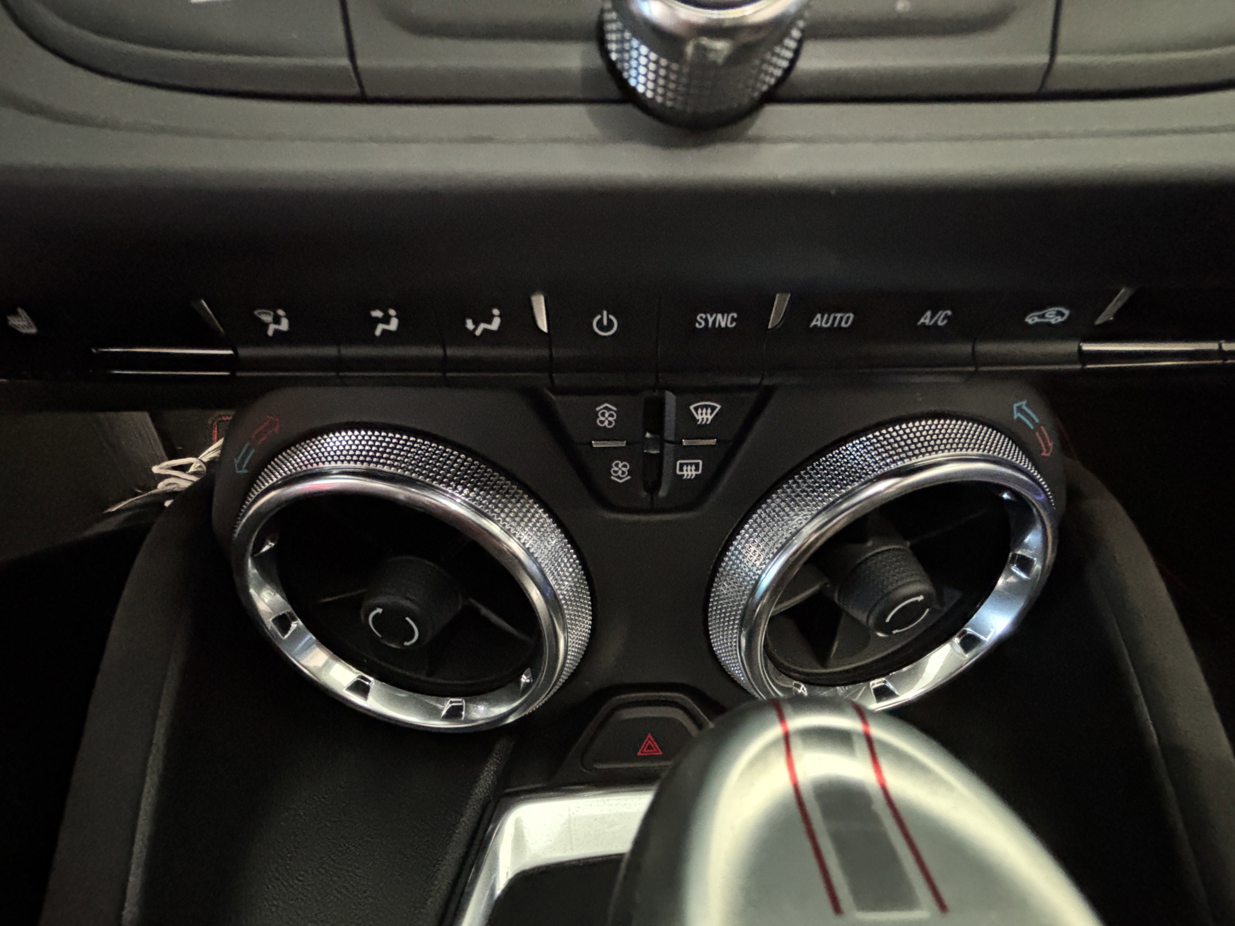 Used 2022 Chevrolet Camaro ZL1 image 15