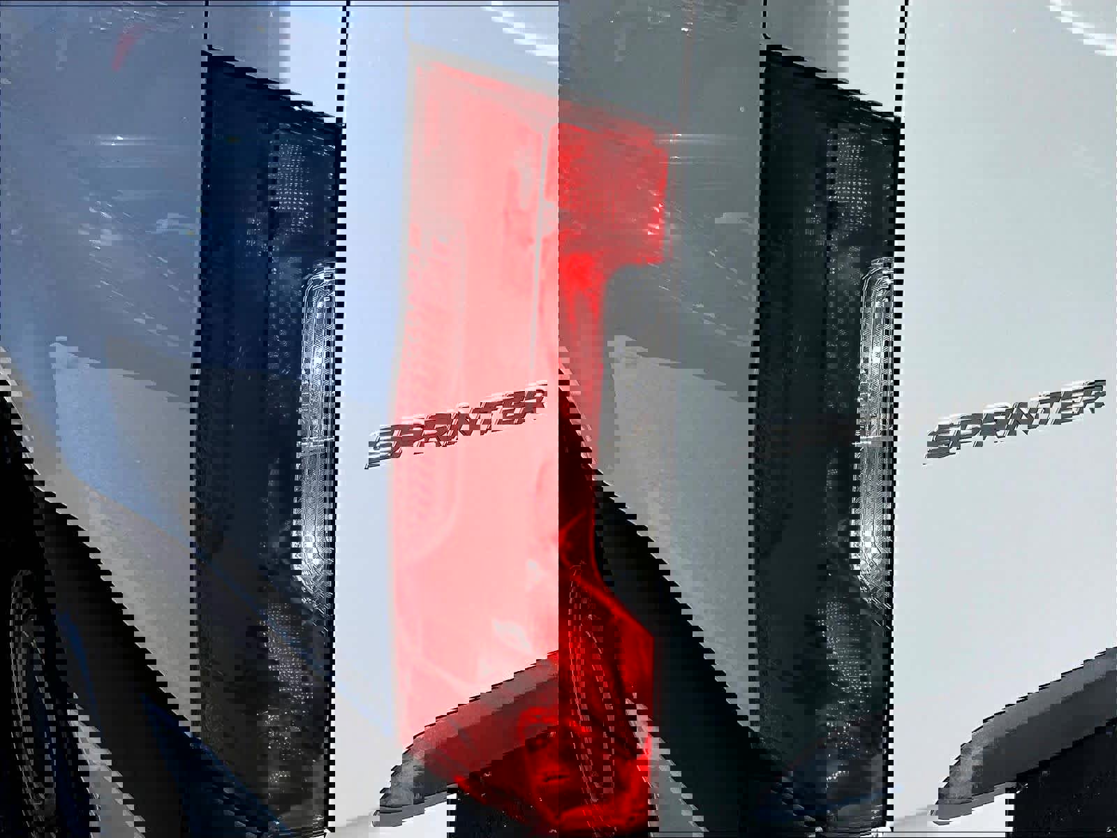 Used 2023 Mercedes-Benz Sprinter 2500 image 31