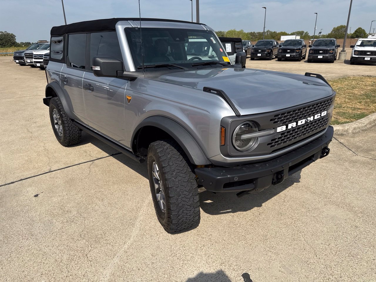 Used 2024 Ford Bronco Badlands AWD/4WD image 19