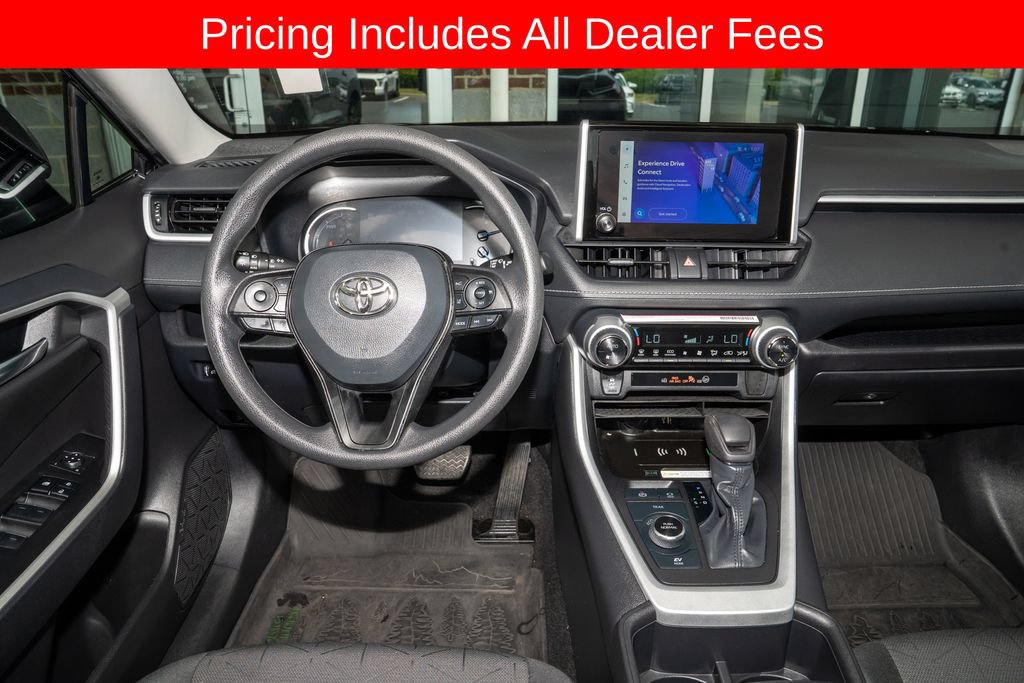 Used 2024 Toyota RAV4 AWD Hybrid image 6