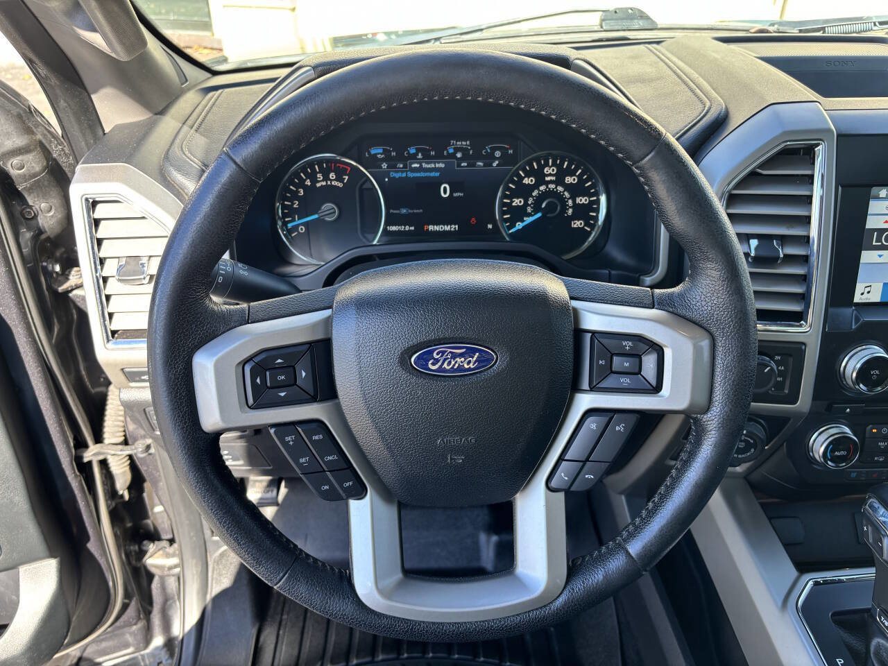 Used 2016 Ford F150 Lariat w/ Equipment Group 502A Luxury image 16