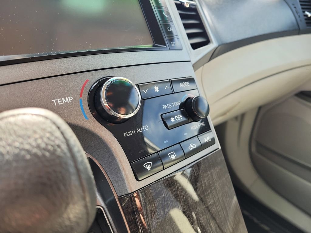 Used 2013 Toyota Venza LE image 13