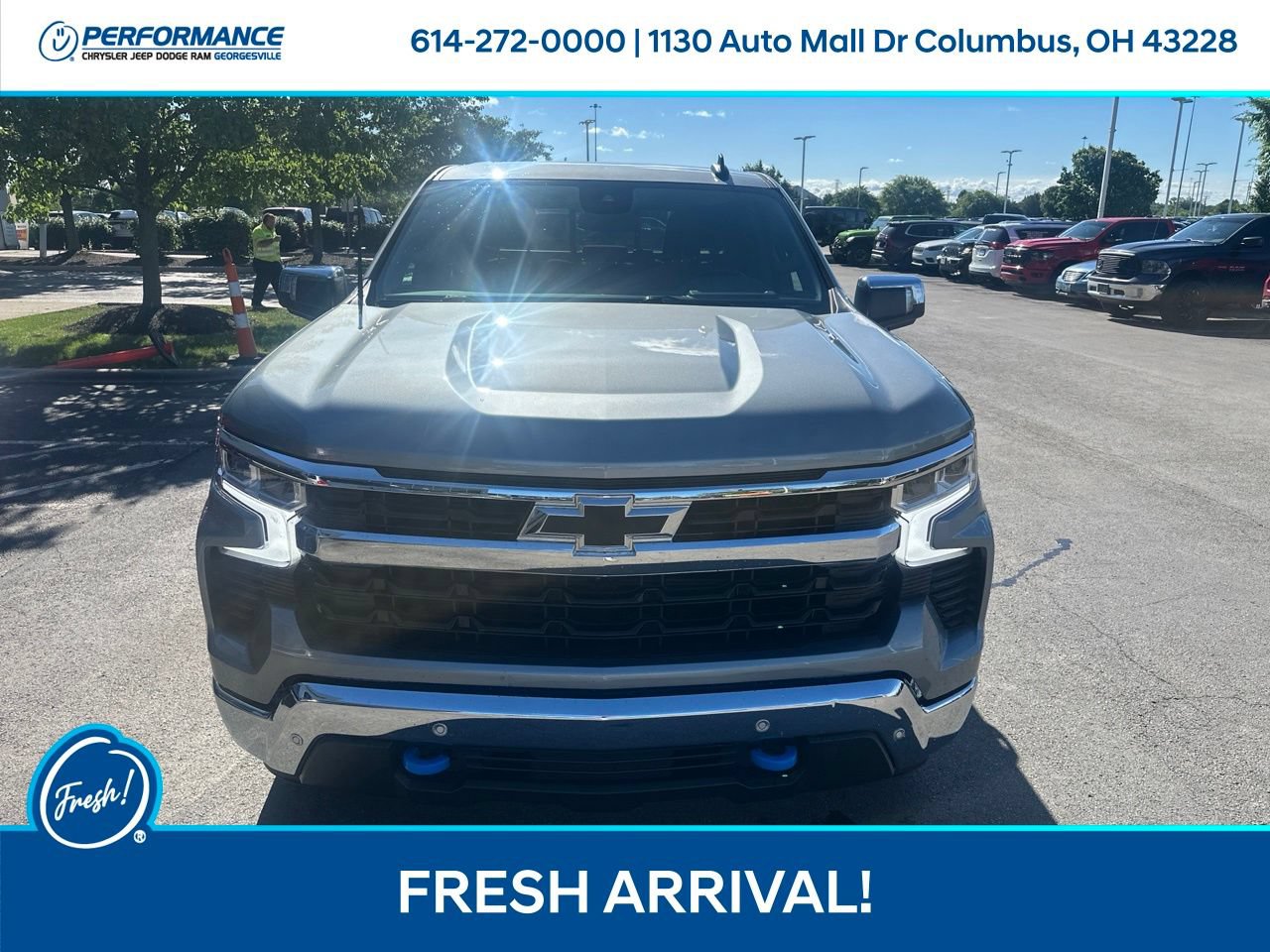Used 2025 Chevrolet Silverado 1500 LT AWD/4WD image 8