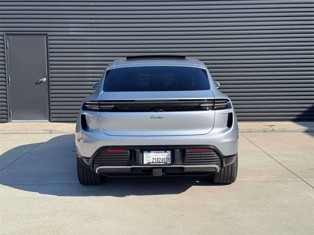 Used 2025 Porsche Macan Turbo Electric AWD/4WD image 7