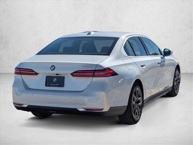 New 2026 BMW 530i w/ Premium Package image 2