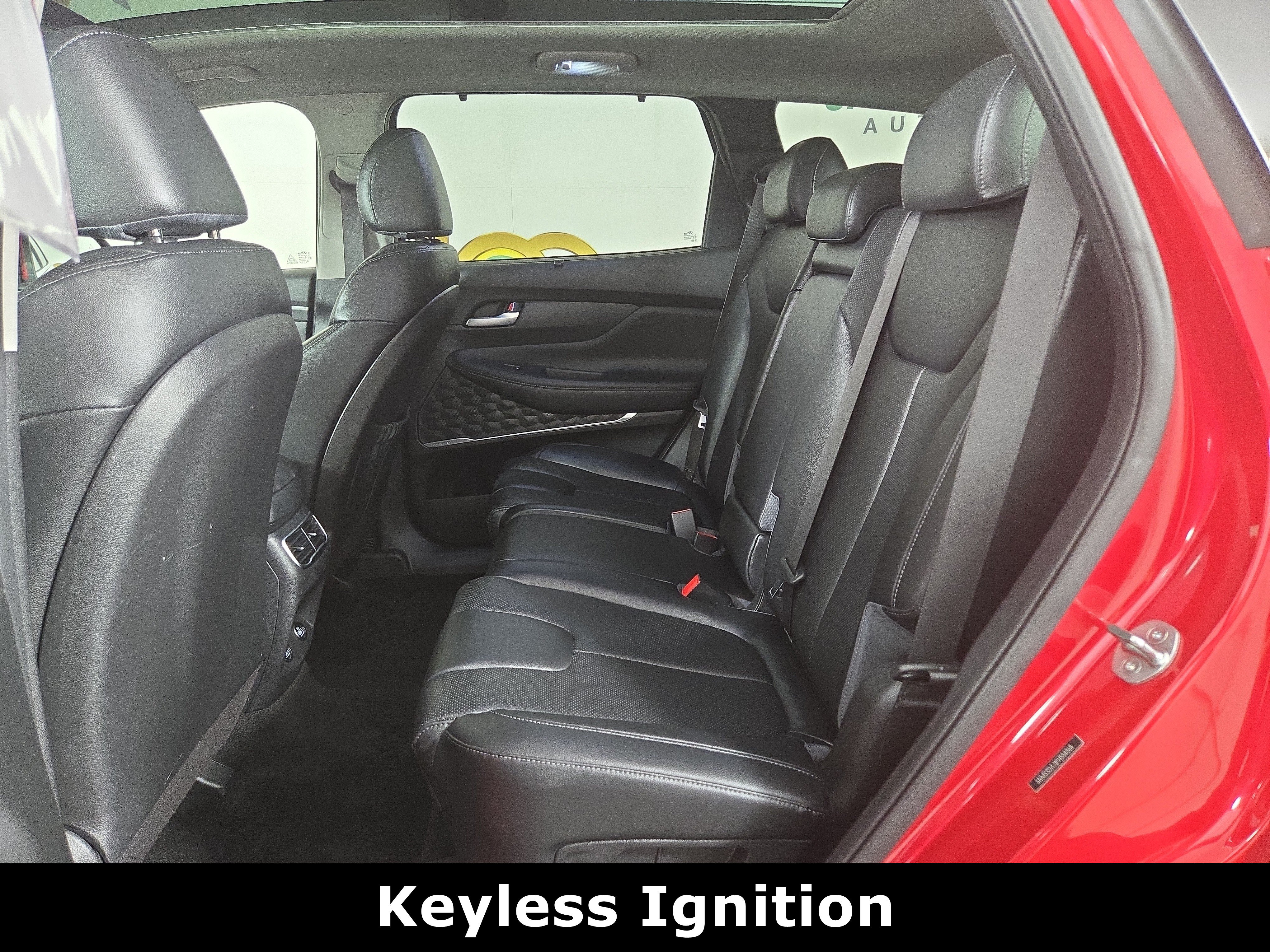 Used 2023 Hyundai Santa Fe SEL w/ Premium Package AWD/4WD image 12
