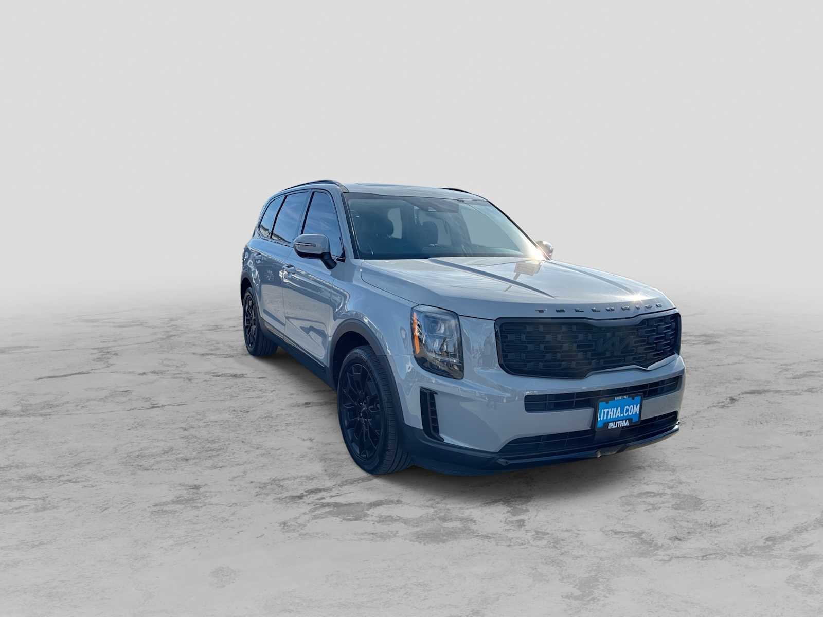 Used 2022 Kia Telluride EX w/ EX Premium Package image 2